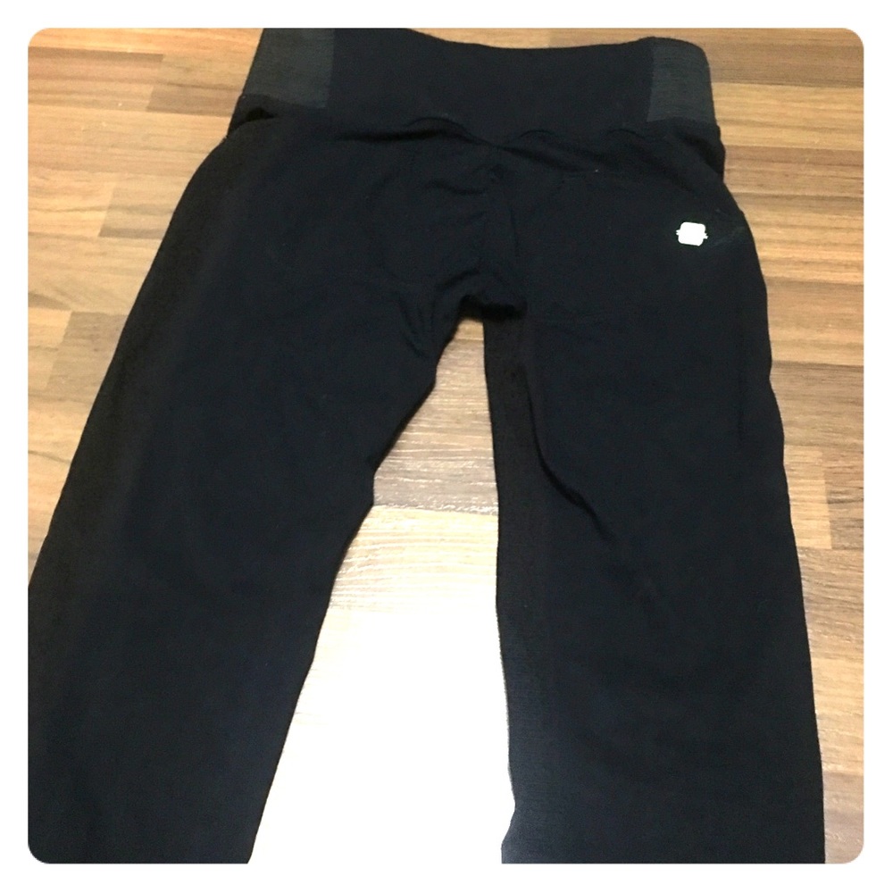 Freddy’s leggings large